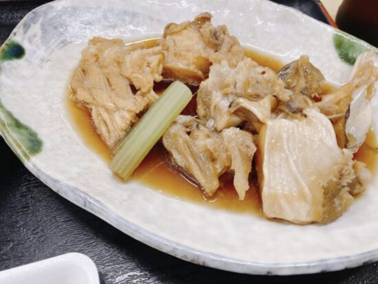 とれとれ市場で食べたクエの煮つけ