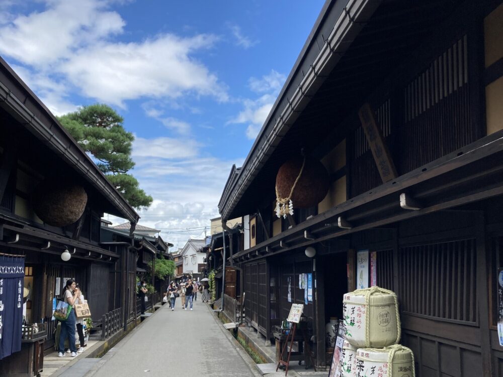上三之町の街並み