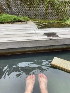 銀山温泉の足湯