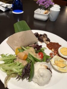 リッツカールトン クアラルンプールのラウンジでの朝食