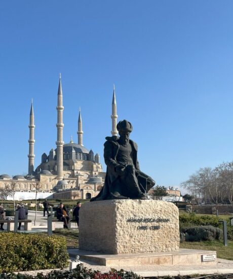 トルコエデルネのセリミエモスクと設計者ミマールシナン