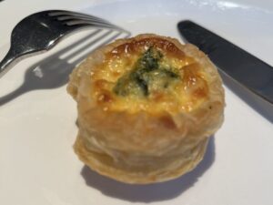 リッツカールトン クアラルンプールのアフタヌーンティーのパイ