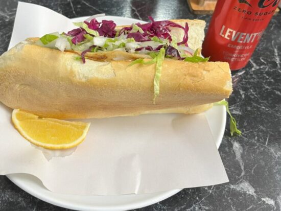 トルコ料理といえばサバサンド