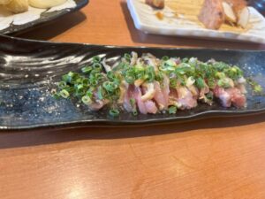 アミュプラザ鹿児島の魚菜や 朝次郎の地鶏たたき