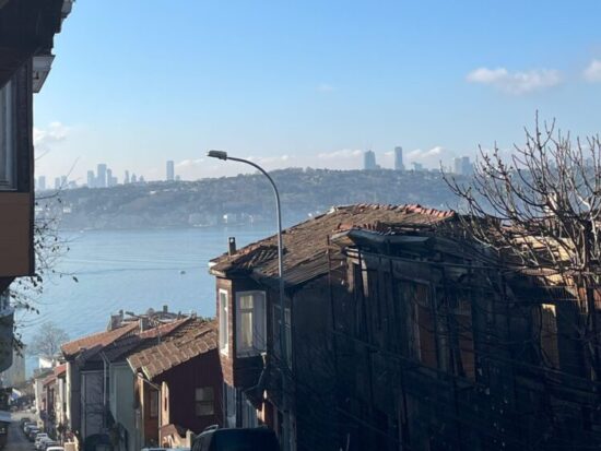 トルコイスタンブール　ベイコズの坂のうえからの景色