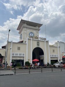 ベンタイン市場の外観
