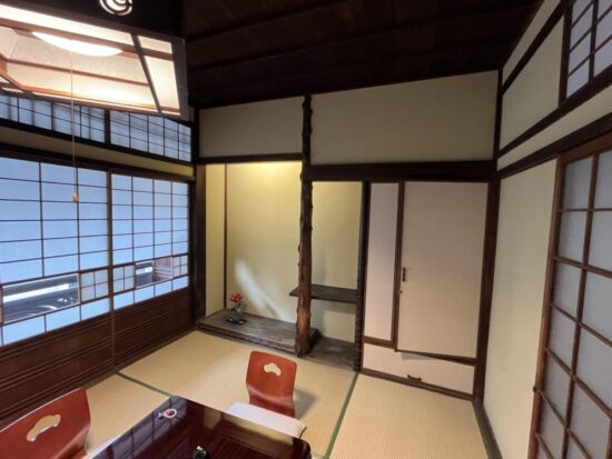 道後温泉本館の個室の様子