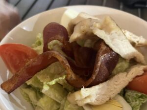 ハイアットリージェンシーグアムのプールバーのシーザーサラダ