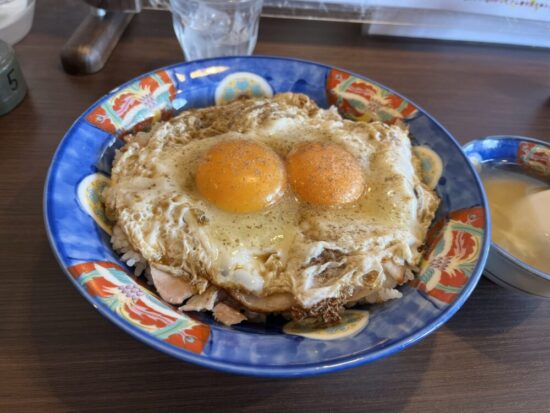 今治白楽天今治本店の焼豚玉子