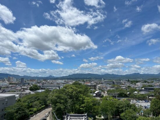 中津城の天守閣からの景色