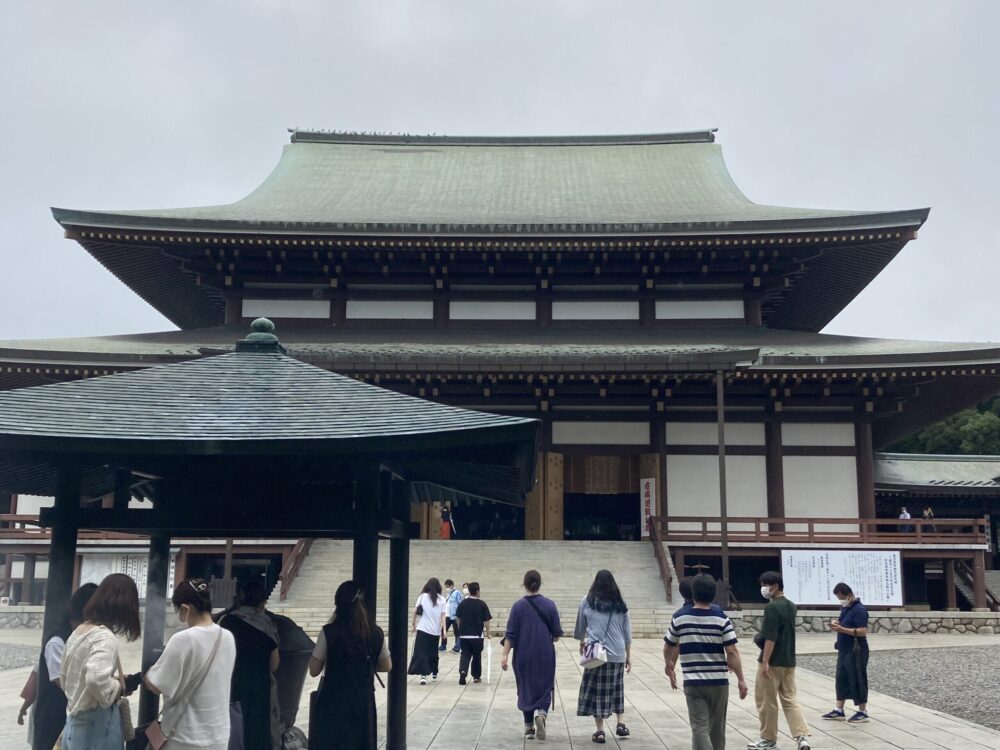 成田山新勝寺の様子