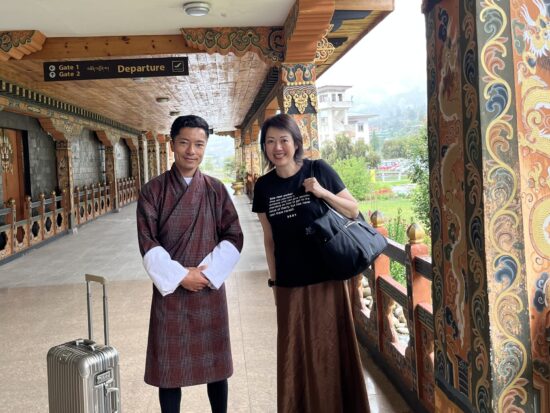 ブータン旅行でお世話になったドライバーのウギンさん