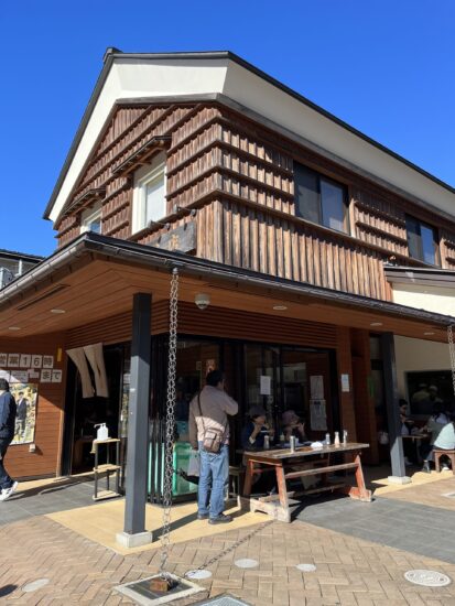 定義とうふの外観
jogi-tofu-shop-exterior