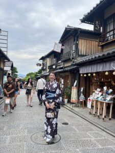 京都祇園での着物レンタル　アラフィフでも