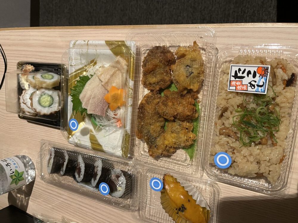 ひろめ市場でテイクアウトした夜ご飯