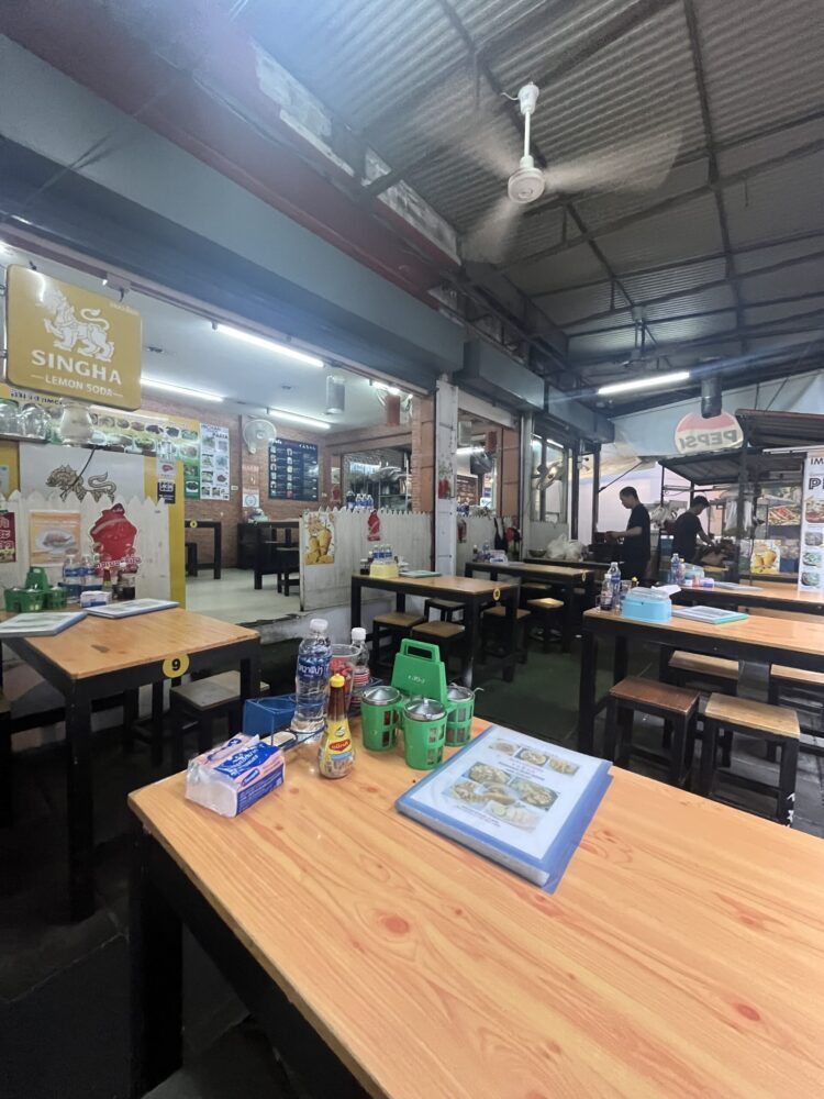 イムチャン店内の様子。広々とした客席
