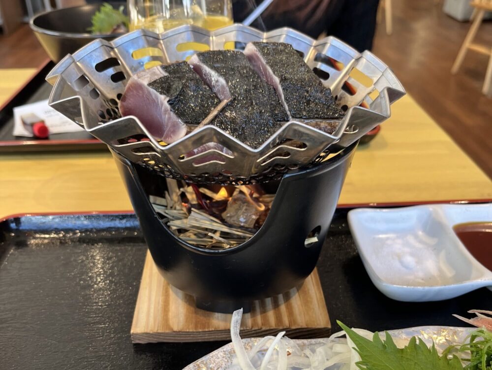 高知　桂浜で食べたカツオのたたき