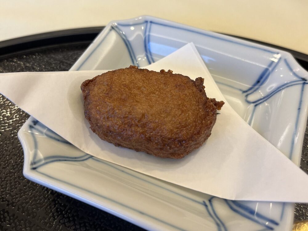 ホテルで提供されたさつま揚げ