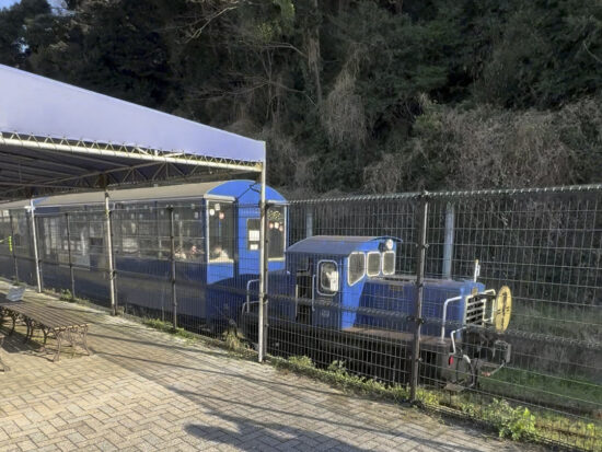 関門海峡めかり駅からのトロッコ列車