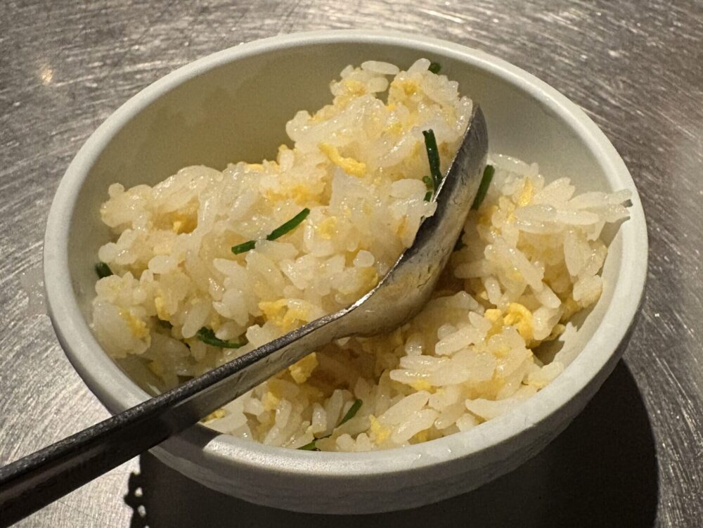 很久以前羊肉串で人気のパラパラ炒飯