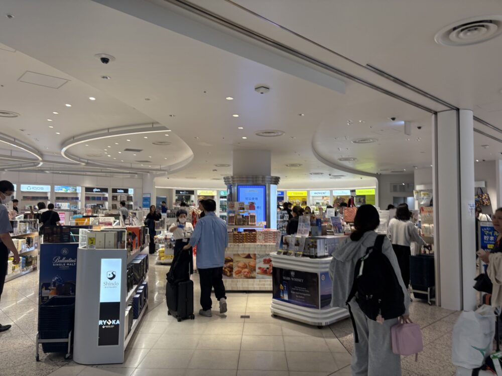 羽田空港第2ターミナル国際線の免税店