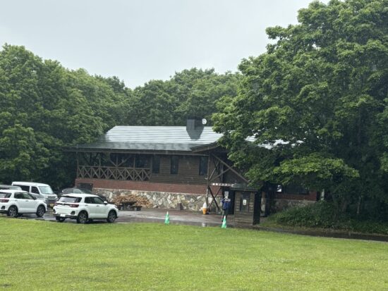 細岡展望台ビジターセンター外観