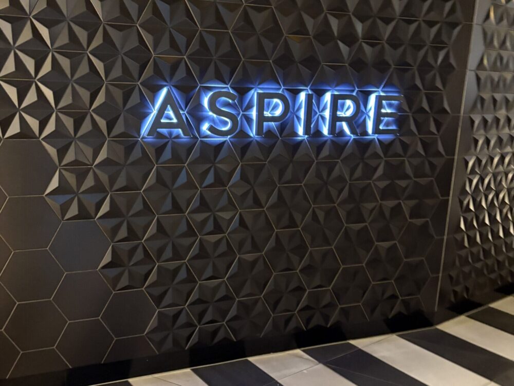 アムステルダム・スキポール空港Aspire Lounge 41の入口