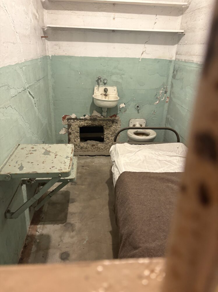 アルカトラズ島の旧刑務所Cellhouse-3