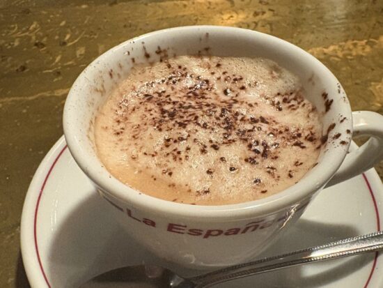すぺいん亭のランチでいただいた食後のカプチーノ