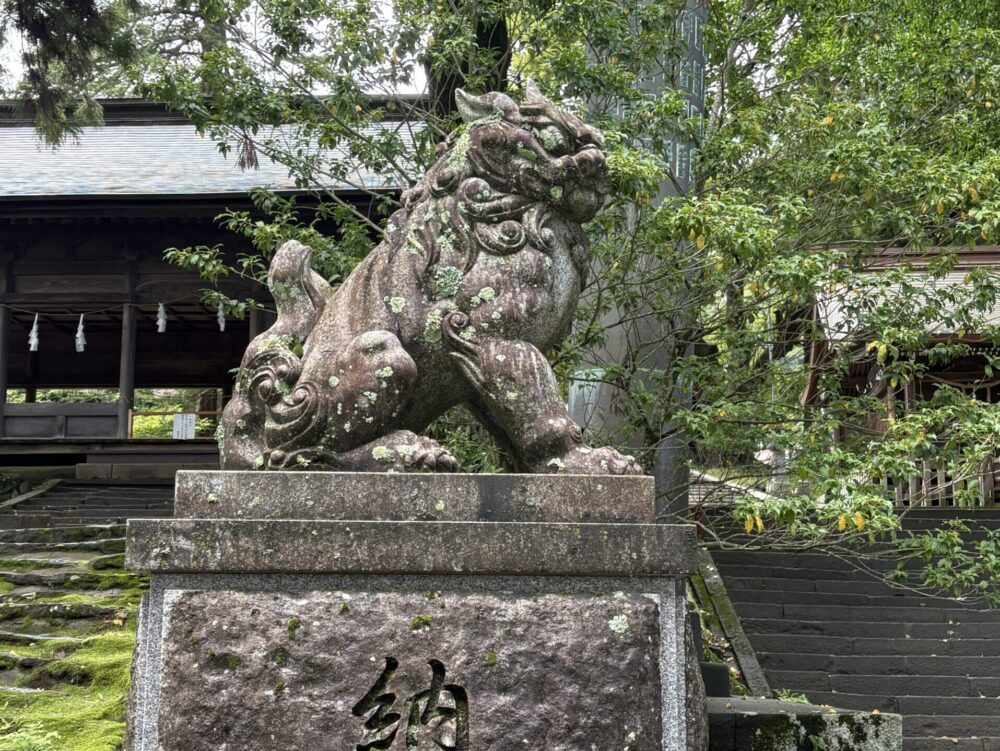 諏訪大社上社前宮の狛犬