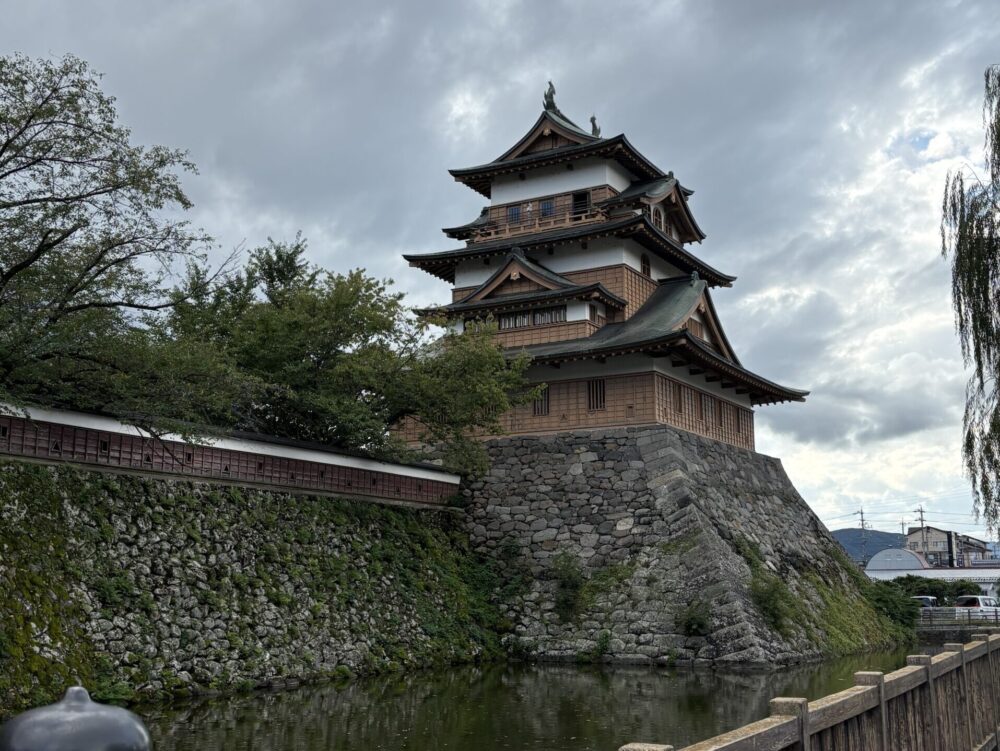 諏訪の高島城