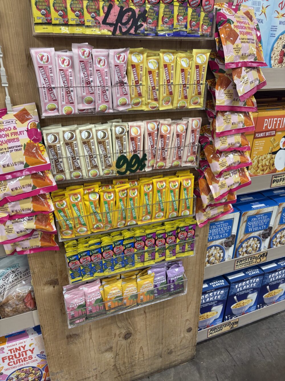 Trader Joe’sに並ぶフルーツバー